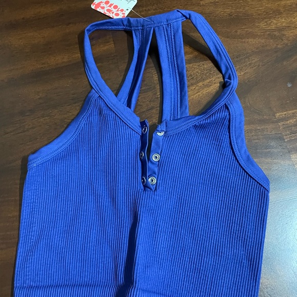 Free People Henley Crop Tank
FREE PEOPLE FP MOVEMENT - Picture 7 of 8